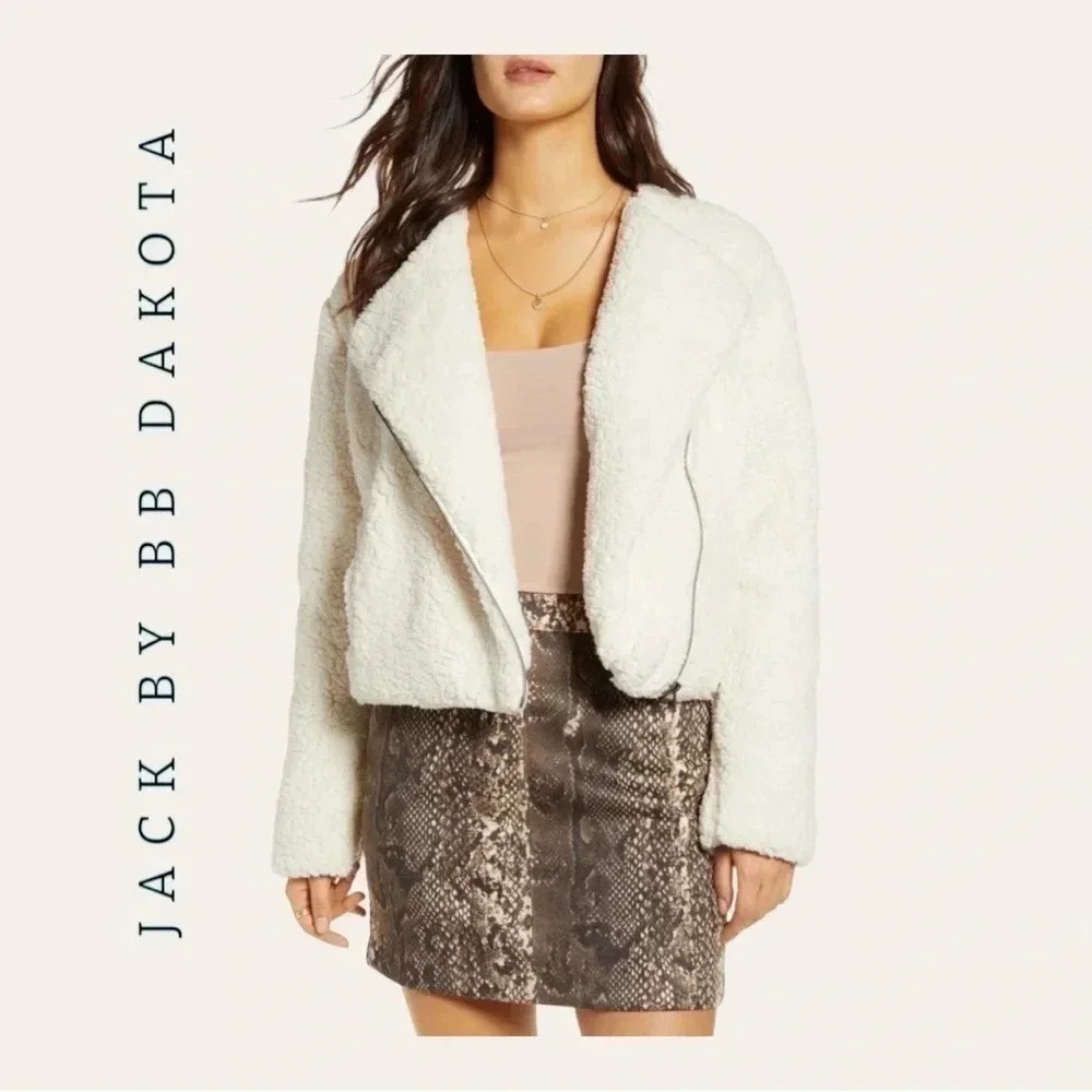 0105W. JACK BY BB DAKOTA SHERPA JACKET FULL ZIP‎ WITH POCKETS SIZE MEDIUM WHITE